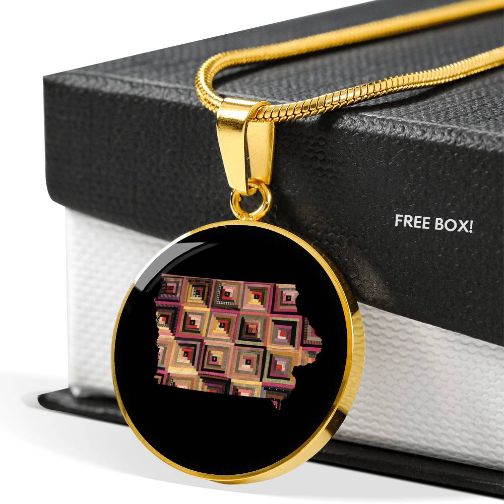 Iowa Quilter Pendant Necklace - Engravable Gift for Mom, Wife, Sister, Grandma, Aunt