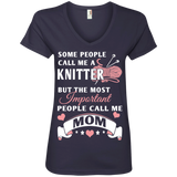 Knitter Mom Ladies' V-Neck T-Shirt