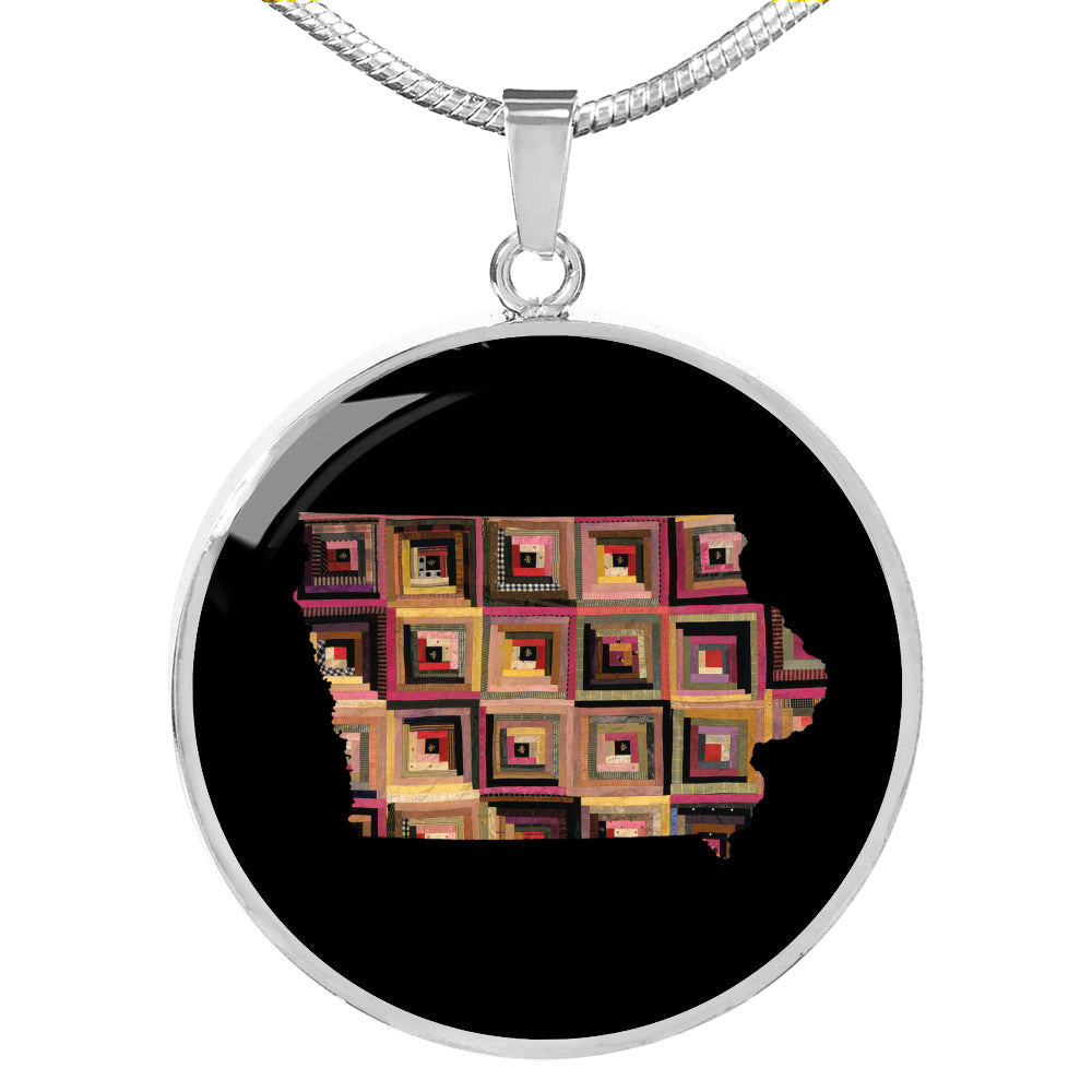 Iowa Quilter Pendant Necklace - Engravable Gift for Mom, Wife, Sister, Grandma, Aunt