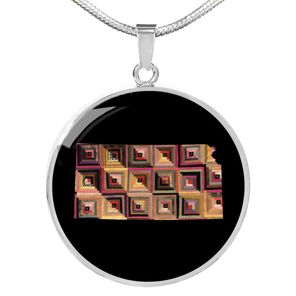 Kansas Quilter Pendant Necklace - Engravable Gift for Grandma, Mom, Wife, Sister, Aunt, Cousin, Friend